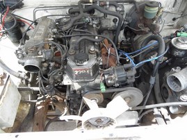 1985 TOYOTA PICK UP LONG BED WHITE 4WD EFI 22RE AT Z19632